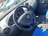 Dacia Duster (2011) 1.6i-16V - náhled 8
