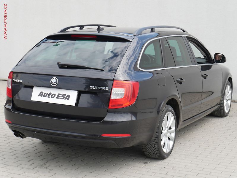 Škoda Superb (2015) 2.0 TDi, DSG, bixen - fotka 4 z 21