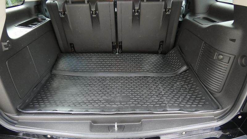Cadillac Escalade 6,2 V8 301kW - fotka 20 z 23