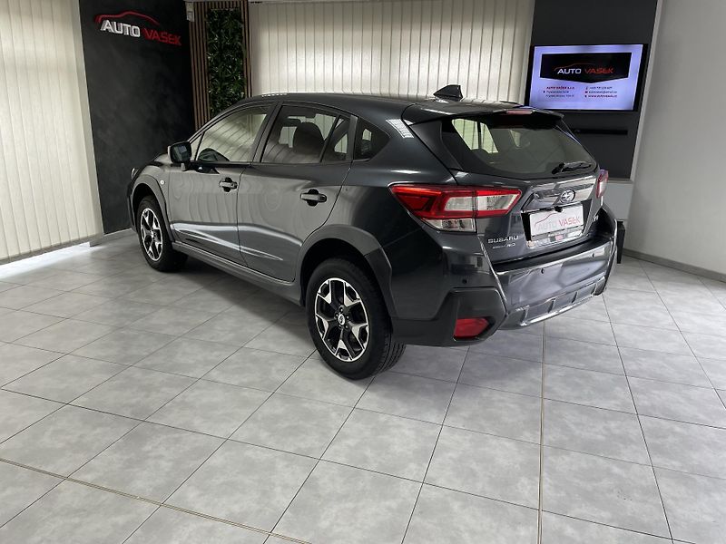 Subaru XV  1.6i  4x4 AT ACTIVE 1.MAJ ČR - fotka 8 z 24