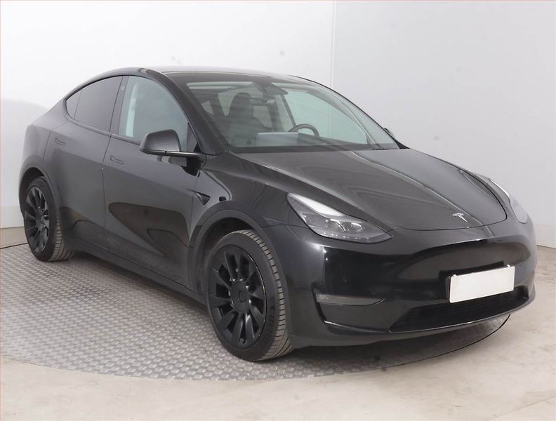 Tesla Model Y (2022) Long Range AWD 79kWh, SoH 92% - fotografie inzerátu