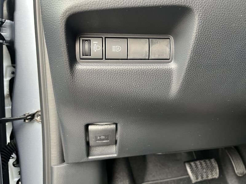 Toyota Aygo 1.5L HEV Comfort - fotka 22 z 26