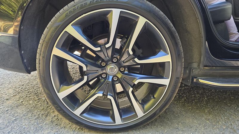 Volvo XC60 (2019) - fotka 17 z 18