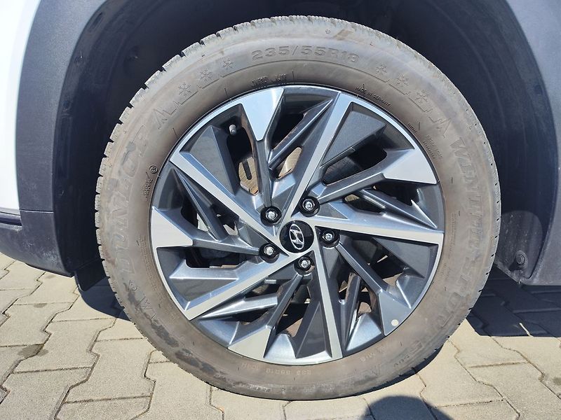 Hyundai Tucson 1.6 T-GDI/110kW Smart Navi - fotka 30 z 30