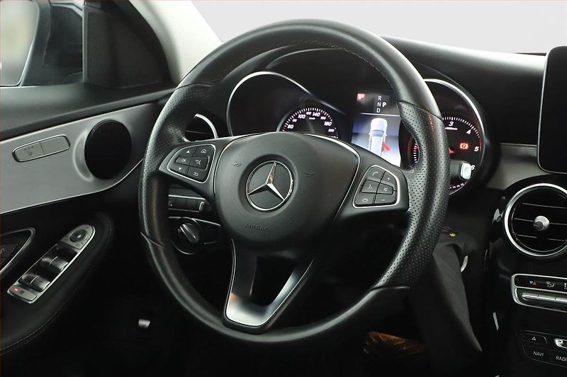 Mercedes-Benz Třídy C (2018) C 220 d, Automat, Serv.kniha - fotka 16 z 20