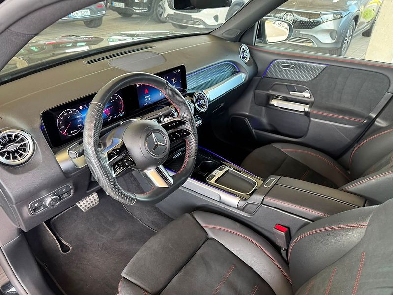 Mercedes-Benz GLB 200d 4MATIC - fotka 12 z 20