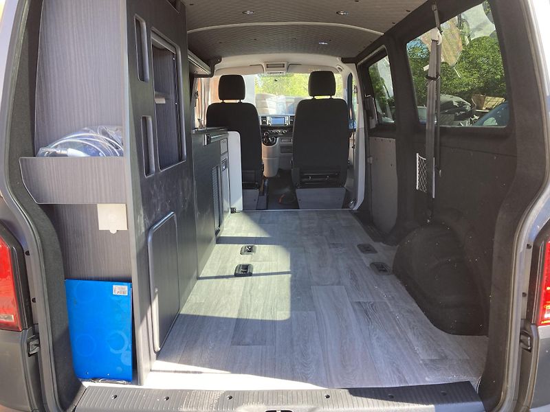 Volkswagen Transporter (2018) CALIFORNIA 2,0TDi 4MOTION -DPH - fotka 33 z 34