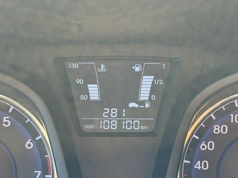 Hyundai ix20 1,4i, koupeno v ČR - fotka 20 z 27