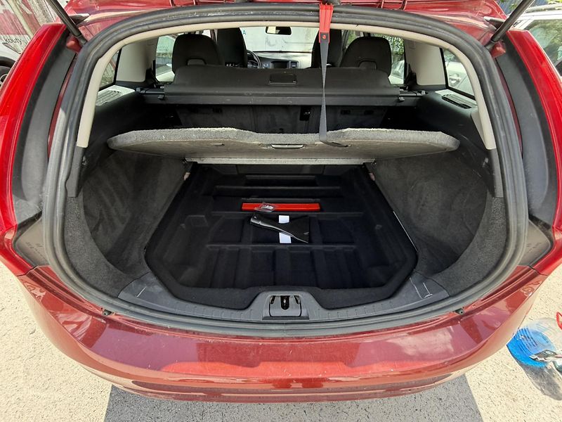 Volvo V60 (2014) - fotka 16 z 34