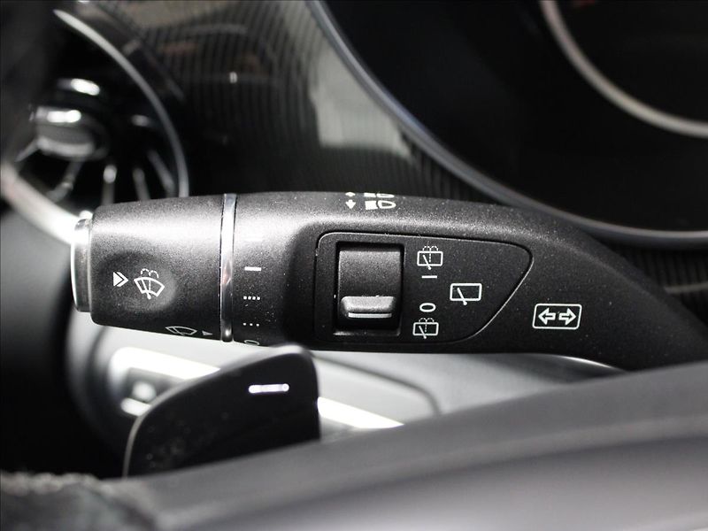 Mercedes-Benz Třídy V 2,0 220d L 9G Facelift 7 míst - fotka 22 z 34