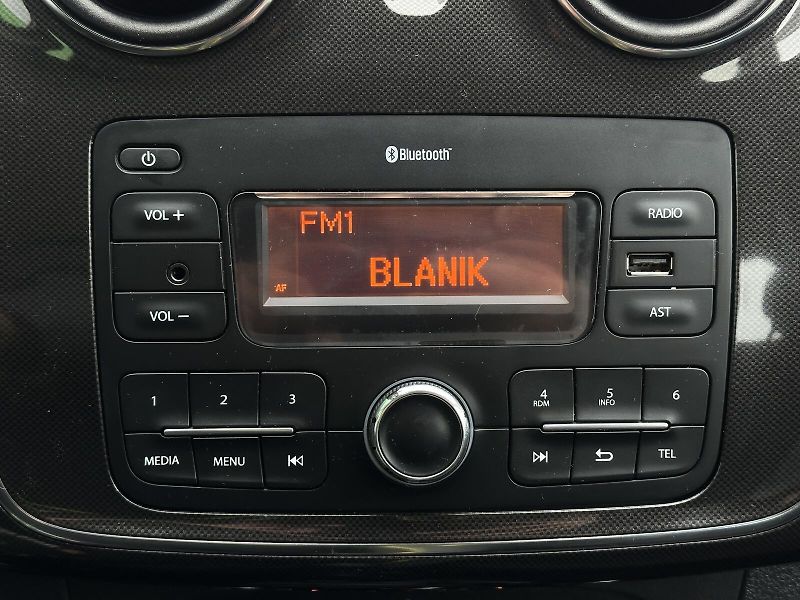 Dacia Logan 1.0SCe MCV KLIMA AC Bluetooth - fotka 19 z 31