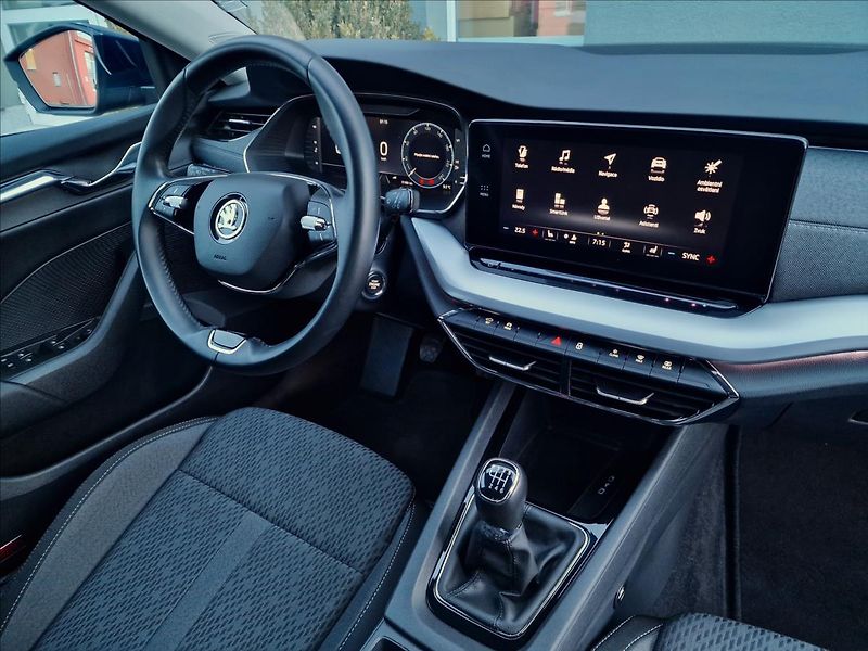 Škoda Octavia 2.0 TDi Style,původ ČR,1.Maj. - fotka 39 z 50