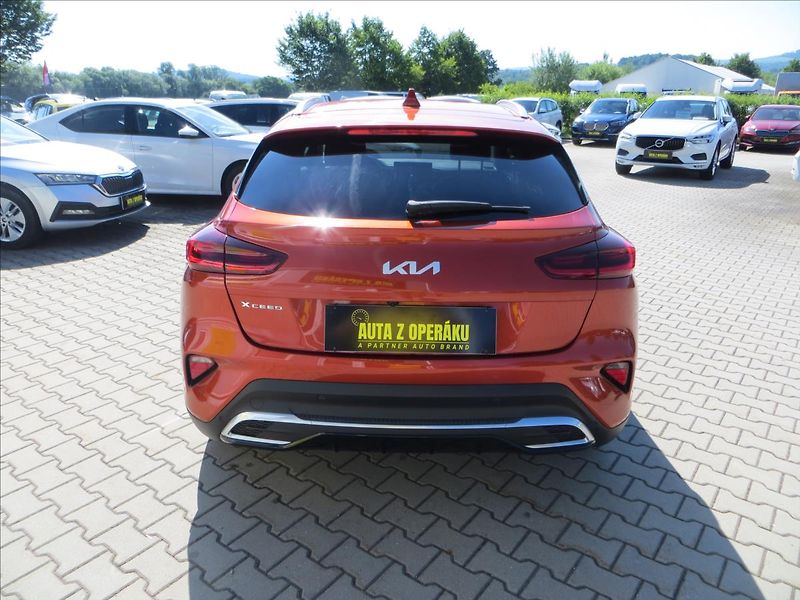 Kia XCeed 1,5 T-GDI 118kW Exclusive ČR - fotka 6 z 26
