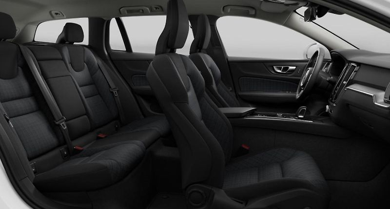 Volvo V60 (2026) B4 AUT CORE AUT - fotka 3 z 15