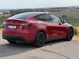 Tesla Model Y LR AWD Tažné EAP Boost Bílý in - náhled 3