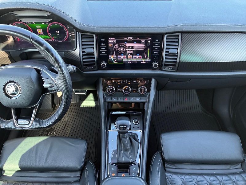 Škoda Kodiaq (2023) SPORTLINE 2.0TDI 147kW DSG 4x4 - fotka 10 z 11