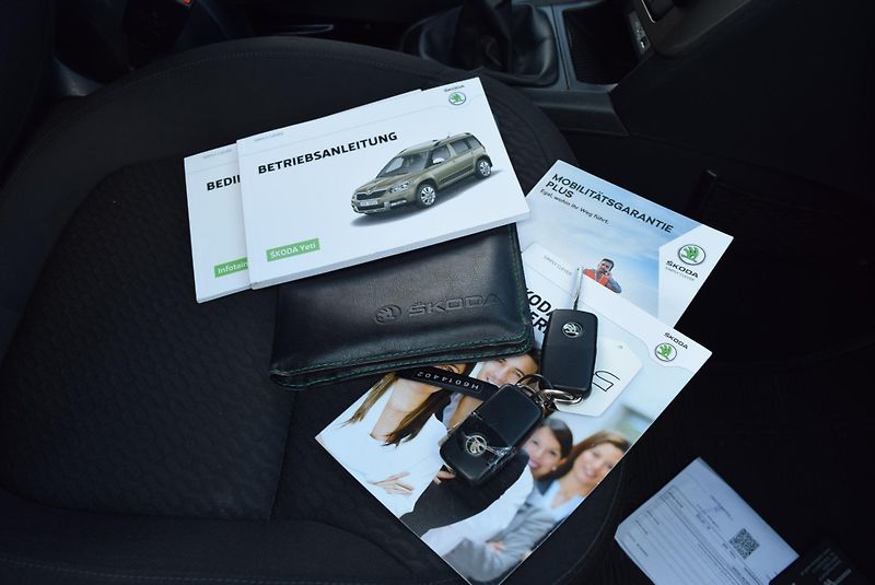 Škoda Yeti (2016) 2.0TDI 110kw 4x4 AMBITIO TAŽNÉ - fotka 43 z 43