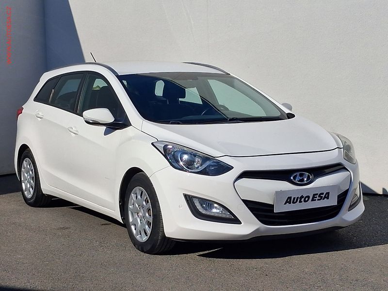 Hyundai i30 (2013) 1.4i LPG, ČR, AC, tempo - fotografie inzerátu