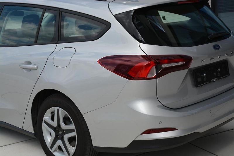 Ford Focus (2022) Kombi 1,5EcoBlue AUT8 88kW Edi - fotka 6 z 49