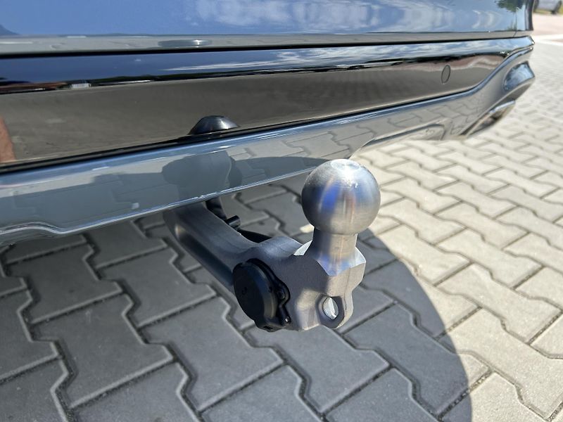 Ford Kuga BLUECRUISE EDITION 178kW - fotka 12 z 38