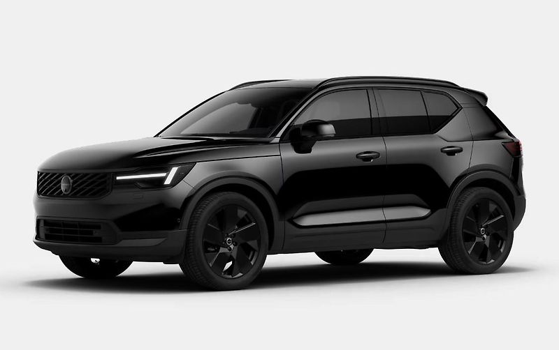 Volvo XC40 (2026) B3 AUT BLACK EDITION ULTRA - fotografie inzerátu
