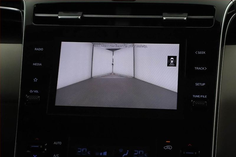 Hyundai Tucson (2022) Comfort 1.6 T-GDI - fotka 12 z 14