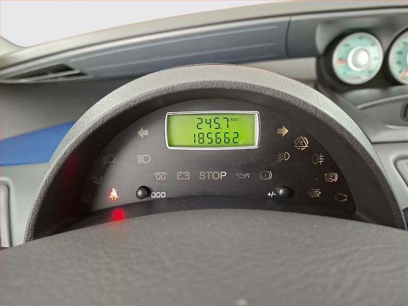 Fiat Ulysse (2005) 2.0 JTD, nová STK - fotka 11 z 16
