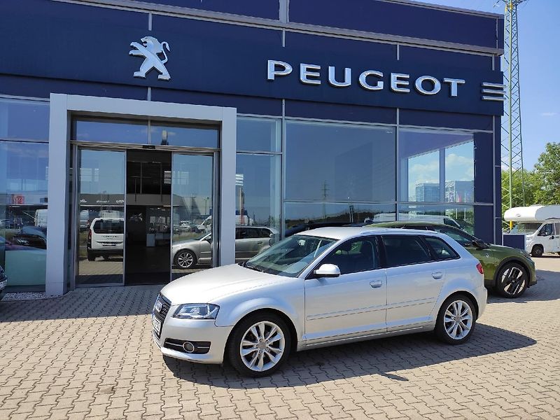 Audi A3 (2012) COMBI 2.0 TDI 140k DPH - fotka 1 z 29