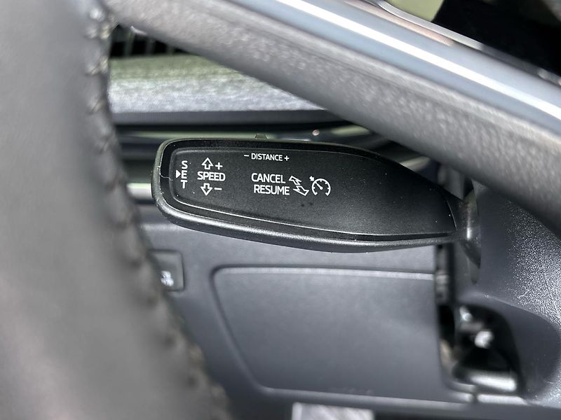 Škoda Superb Selection DSG - fotka 23 z 30