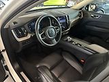 Volvo XC60 T8 PLUS Dark, Ventilace, 360° - náhled 13