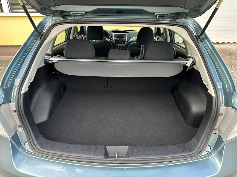 Subaru Impreza 1.5i 79kW/2xPNEU/ESP - fotka 13 z 23