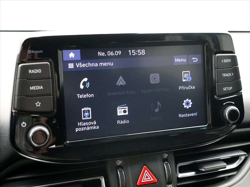 Hyundai i30 1,6 CRDi 85kW Smart LED CZ - fotka 23 z 36