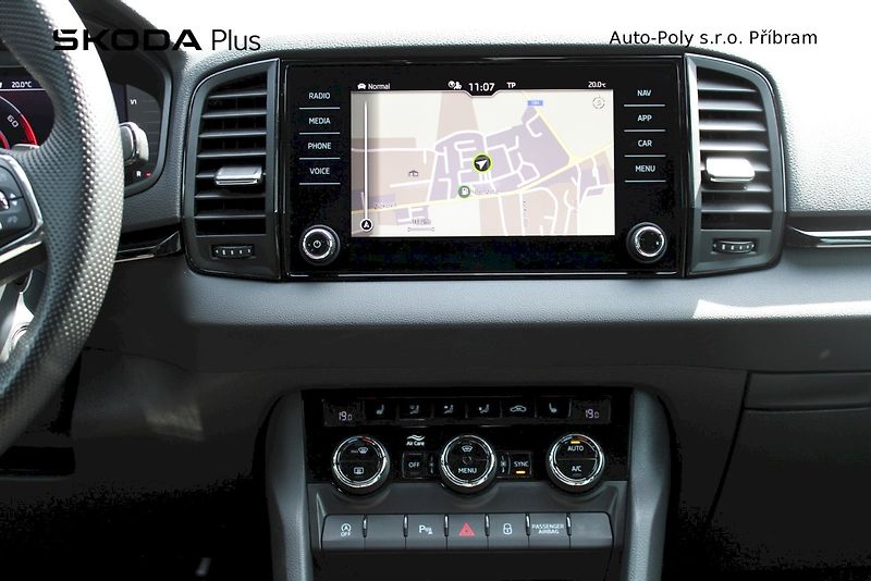 Škoda Karoq (2021) Sportline 1.5TSI / 110kW 7°DSG - fotka 14 z 22