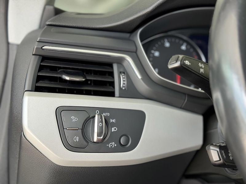 Audi A5 50TDI 210kW*Quattro*Navi*DPH - fotka 24 z 36