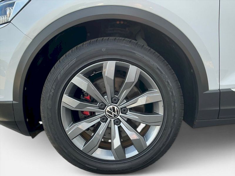 Volkswagen T-Roc (2022) 2.0 TDI DSG Sport - fotka 13 z 31