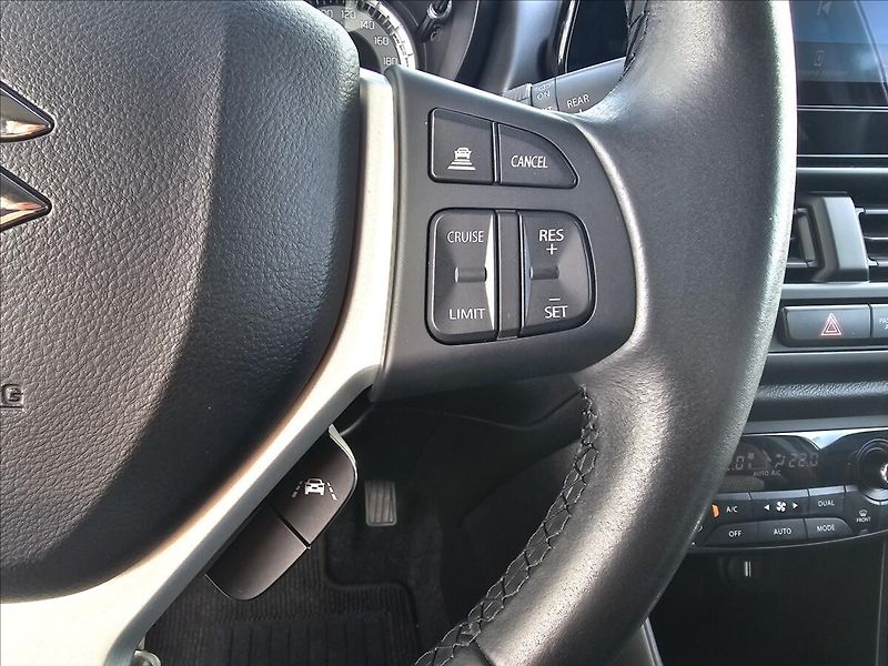 Suzuki SX4 S-Cross 1,4 T BoosterJet AllGrip 4x4 - fotka 18 z 45