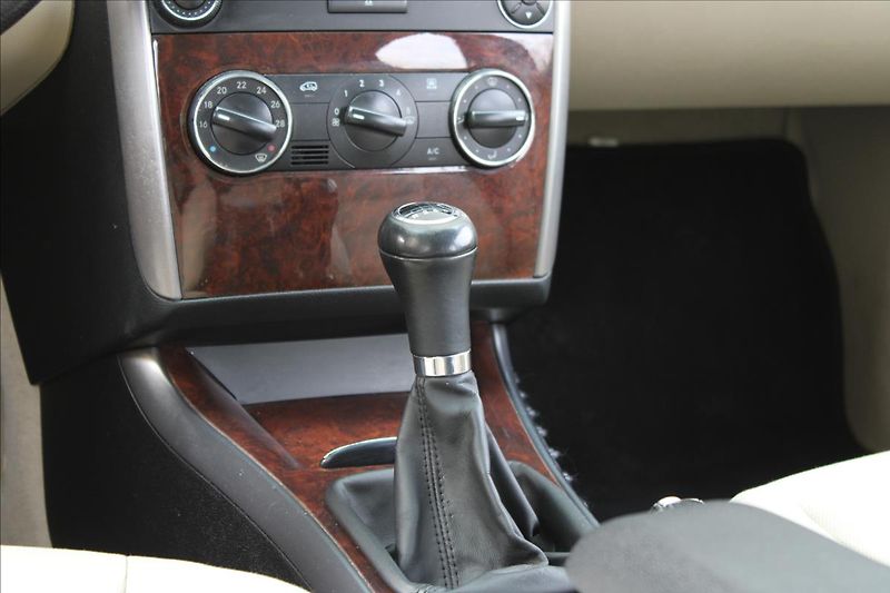 Mercedes-Benz Třídy B B 180 CDI / KLIMA / CZ - fotka 22 z 35