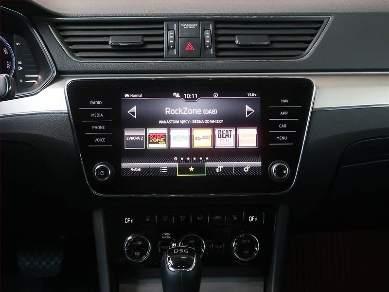 Škoda Superb (2022) Laurin&Klement 2.0 TSI - fotka 12 z 17