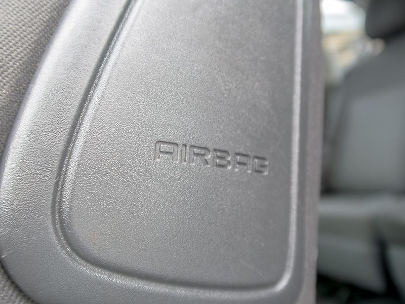 Opel Meriva (2009) 1.6i 16V 77KW – 5/2028 - fotka 30 z 37