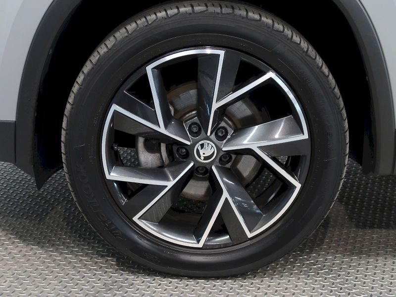 Škoda Kodiaq (2023) AMBITION PLUS 2.0TDI 110KW DSG - fotka 12 z 39