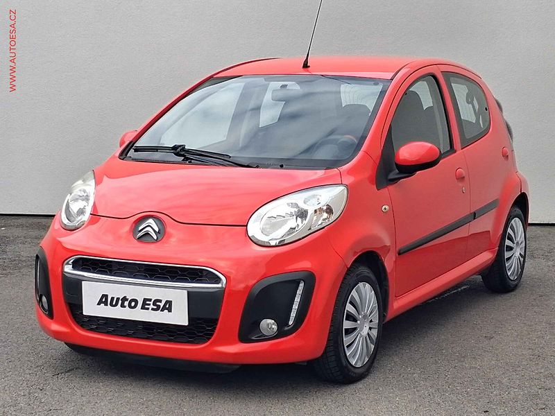 Citroën C1 (2014) 1.0i, 2.maj,ČR, servis.kniha - fotka 3 z 14