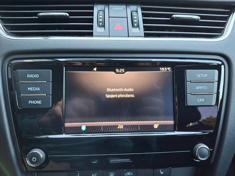 Škoda Octavia (2019) Ambition 1,5TSi 110kW - fotka 18 z 30
