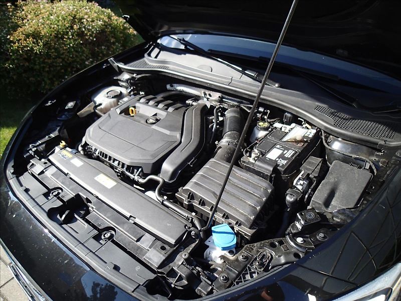 Seat Leon 1,5 eTSI,Execelent,DSG,Tažné - fotka 79 z 80