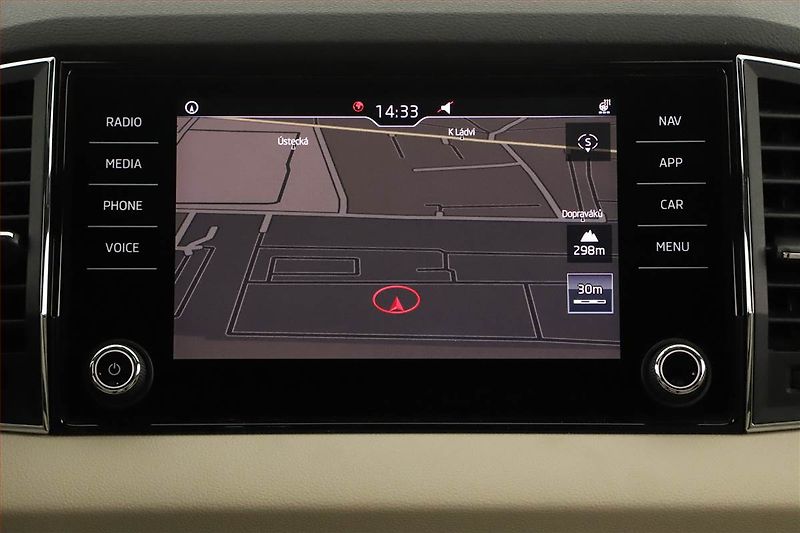 Škoda Karoq (2018) 2.0 TDI - fotka 14 z 20