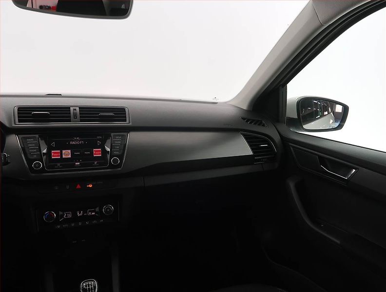 Škoda Fabia (2017) Ambition Plus 1.0 TSI - fotka 8 z 18