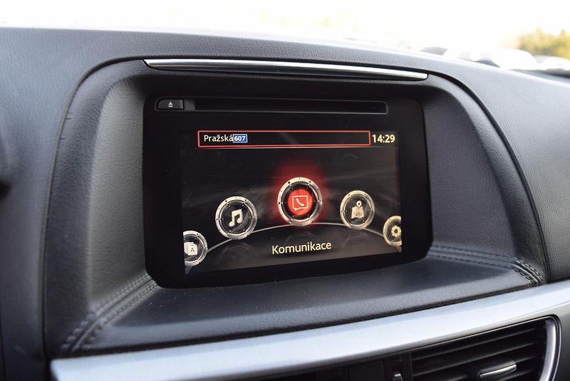 Mazda CX-5 (2015) 2.0i SKYACTIV-G 121kw CENTRE-L - fotka 27 z 44