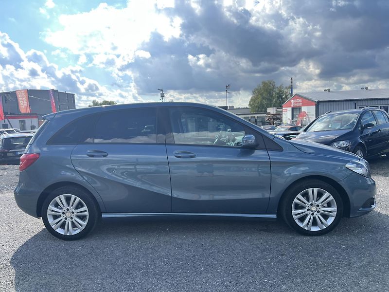 Mercedes-Benz Třídy B B180 1.6i 90kw KAMERA NAVI ALU - fotka 8 z 50