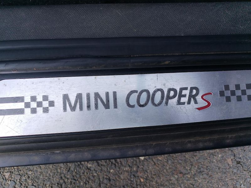 Mini Countryman (2010) MINI Countryman Cooper S ALL4 - fotka 18 z 27