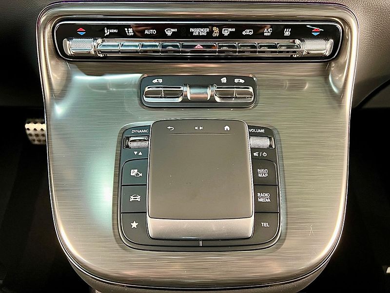 Mercedes-Benz Třídy V d 4MATIC, AMG EXCLUSIVE XL,AIR - fotka 26 z 34