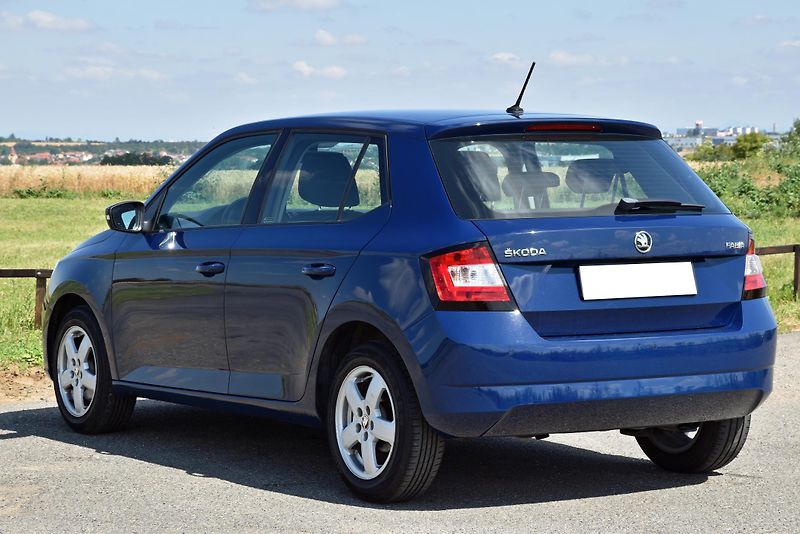 Škoda Fabia 1.0 TSi 6st 81 kW STYLE,DKLIMA - fotka 3 z 55
